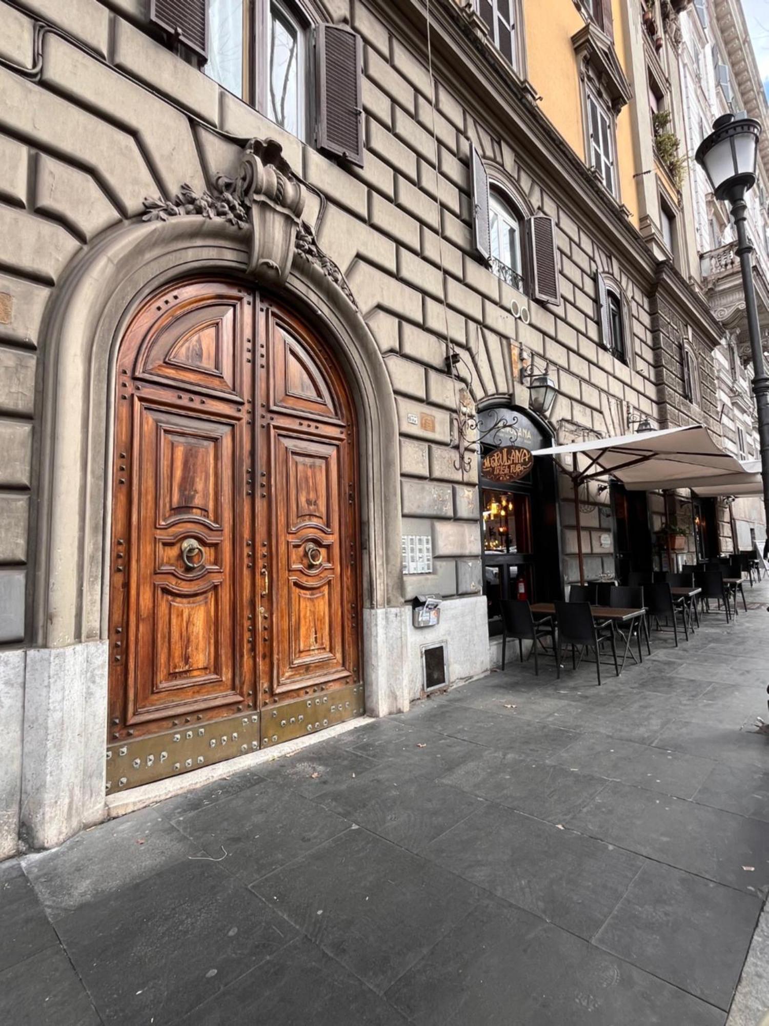 Colosseum Deluxe Rome Exterior photo